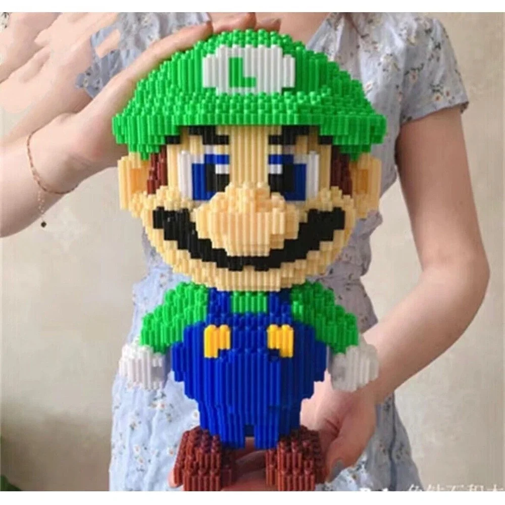 Building Block Luigi Figure‎ 4550 Pcs 8.5 Inch Tall Nintendo Mario Brother Toy